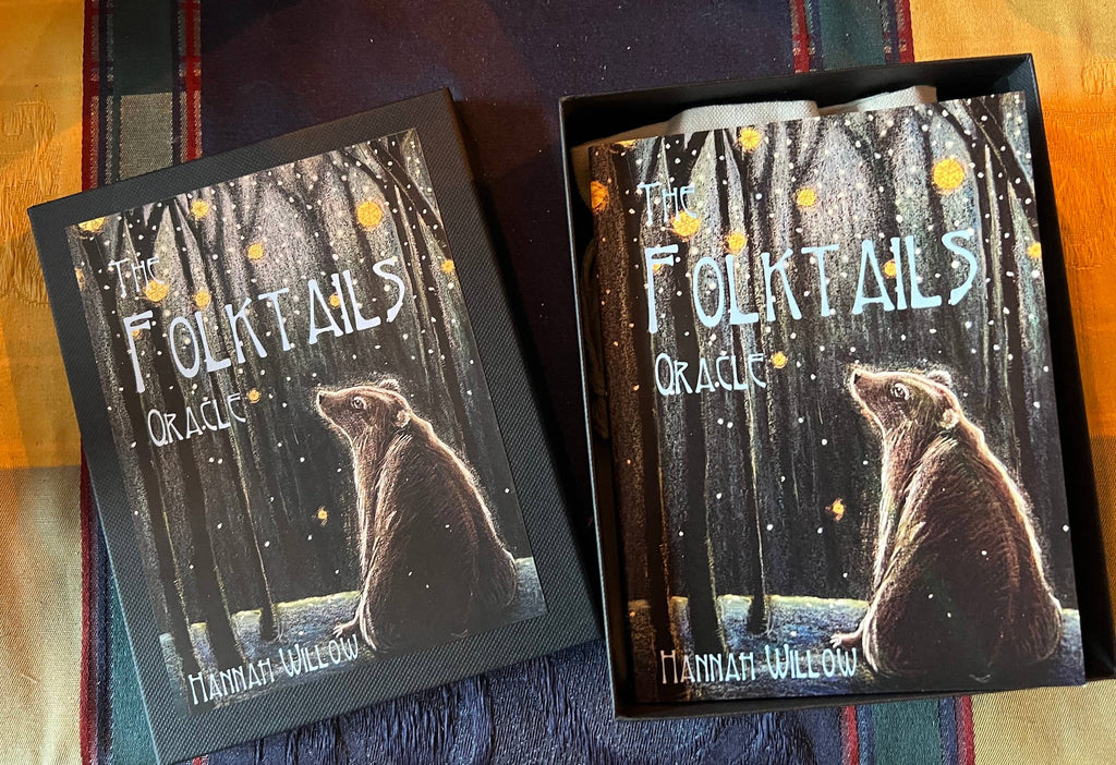 The Folktails Oracle deck, special black box edition: With reading cloth