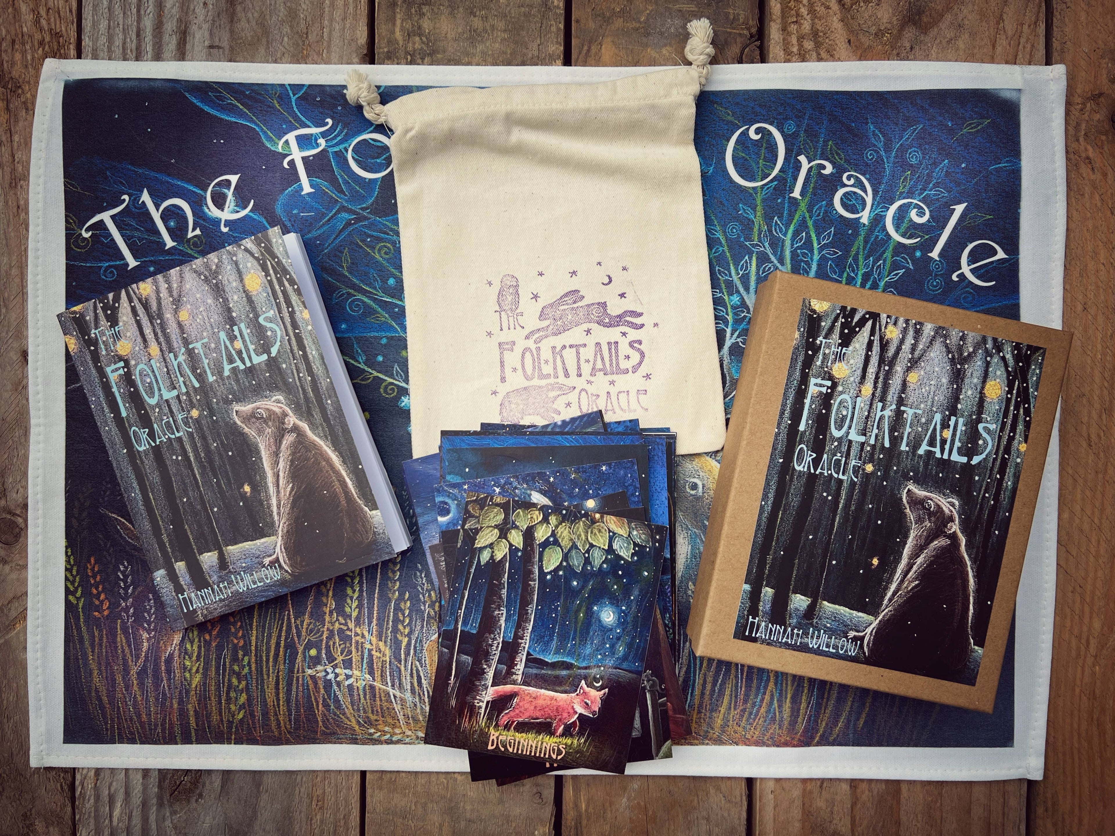 The Folktails Oracle deck, special black box edition: With reading cloth